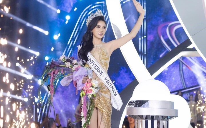 Nguyễn Cao Kỳ Duyên đăng quang Miss Universe Vietnam 2024