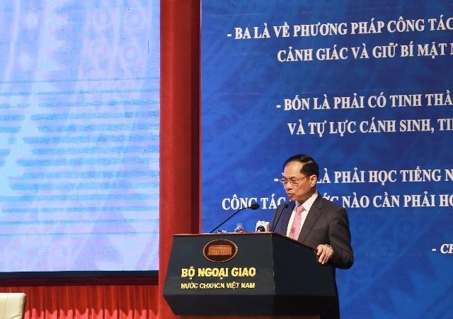 Ngoại giao Việt Nam: 8 thập kỷ dẫn đường, phụng sự quốc gia