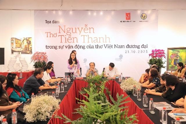 Tọa đàm thơ Nguyễn Tiến Thanh: Một sắc thái riêng trong sự vận động của thơ Việt Nam đương đại