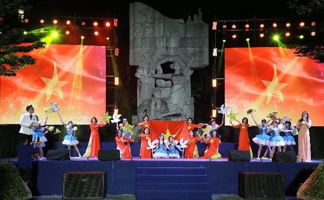 Phụ nữ Thủ đô vững bước vào kỷ nguyên mới, phát huy truyền thống và khát vọng phát triển