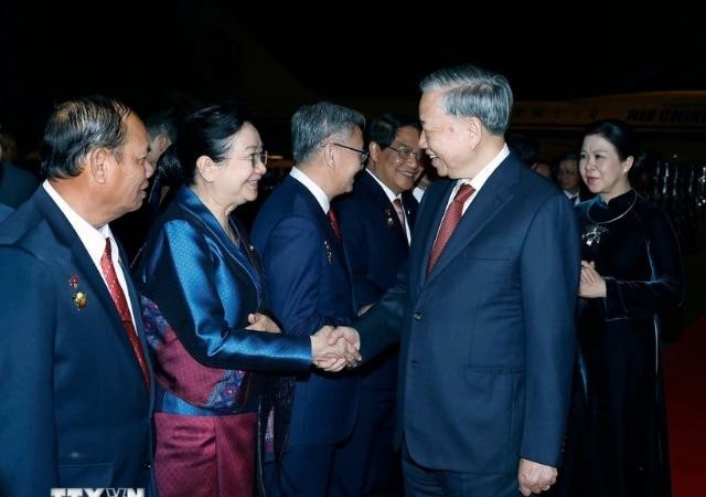 Tổng Bí thư Tô Lâm và Phu nhân kết thúc tốt đẹp chuyến thăm cấp Nhà nước tới Lào