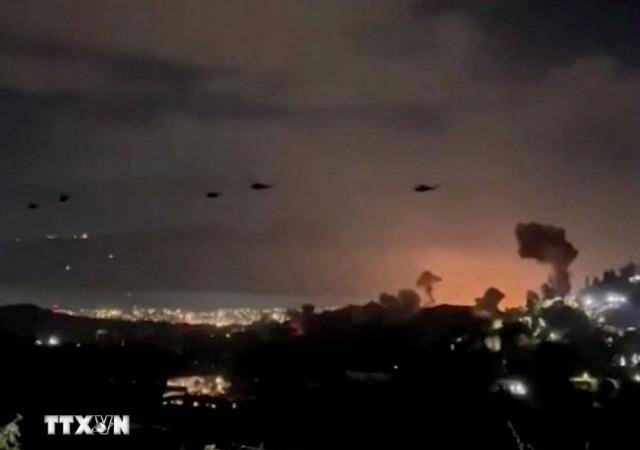 Mỹ tấn công Venezuela, bắt giữ Tổng thống Maduro