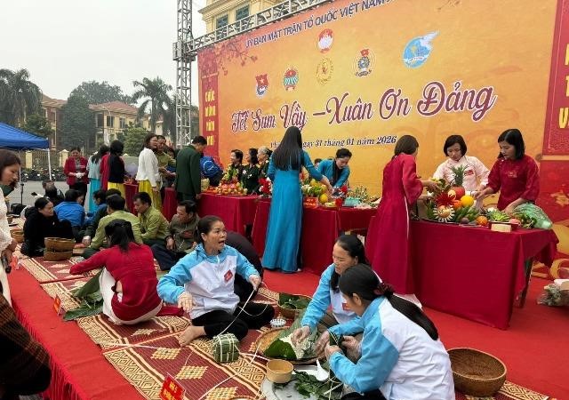  “Tết xum vầy -Xuân ơn Đảng”: Ấm áp nghĩa tình - Lan tỏa yêu thương 