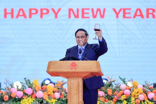 Thủ tướng Phạm Minh Chính chủ trì chiêu đãi Đoàn ngoại giao tại Việt Nam