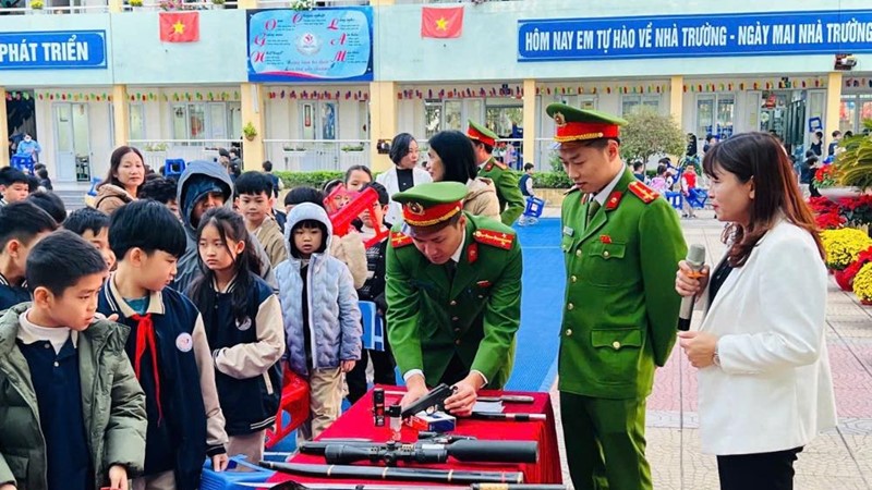 Trường Tiểu học Ngọc Lâm tuyên truyền pháp luật về vũ khí, vật liệu nổ và phòng chống pháo nổ trong học đường