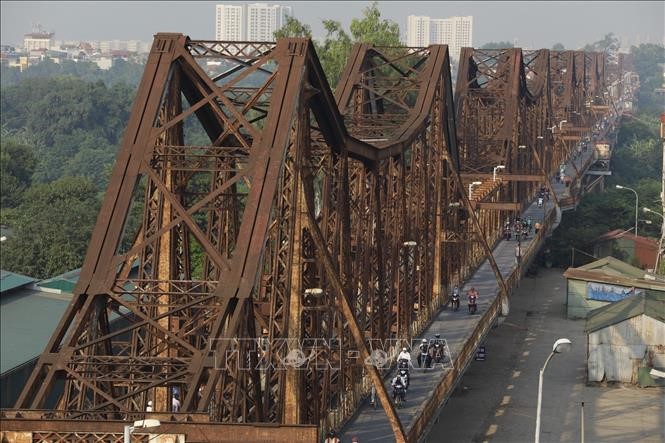 Tìm giải pháp cho việc khai thác và bảo tồn cầu Long Biên