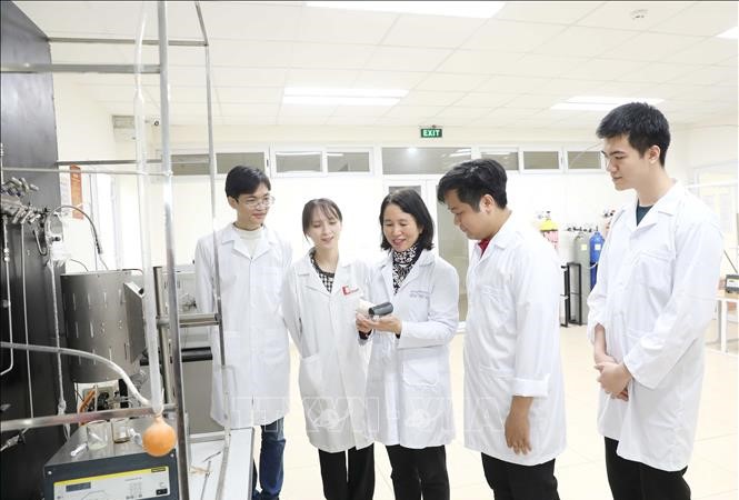 Nhà khoa học nữ mong muốn sáng chế đến gần hơn với xã hội