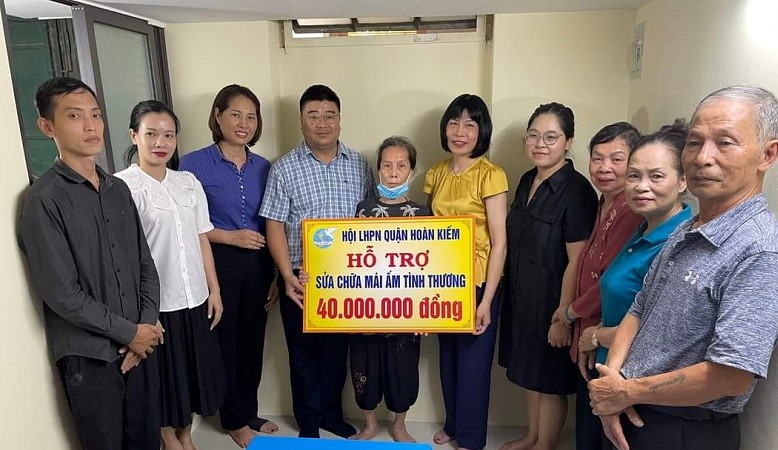 Bàn giao mái ấm tình thương cho phụ nữ có hoàn cảnh khó khăn