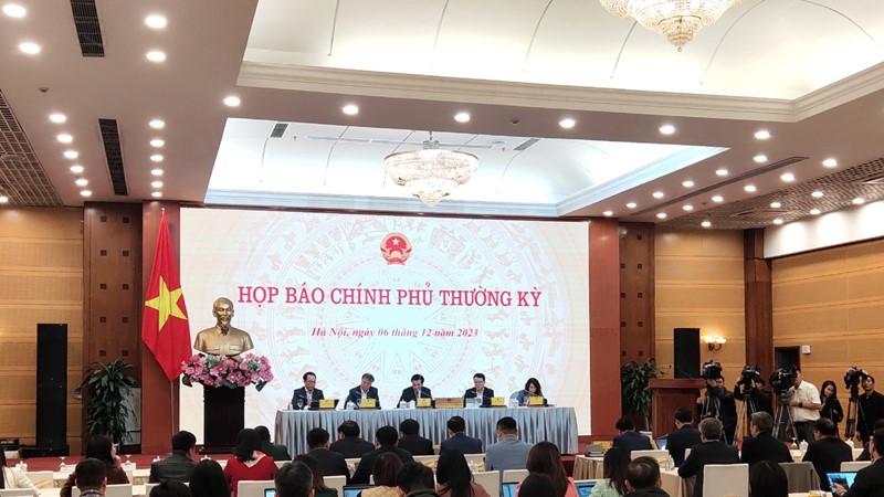 Quyết tâm cao nhất, nỗ lực lớn nhất để đạt được mục tiêu kết quả năm 2023