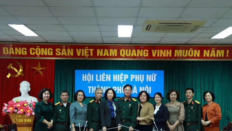 Phát huy truyền thống tốt đẹp  “Bộ đội Cụ Hồ“