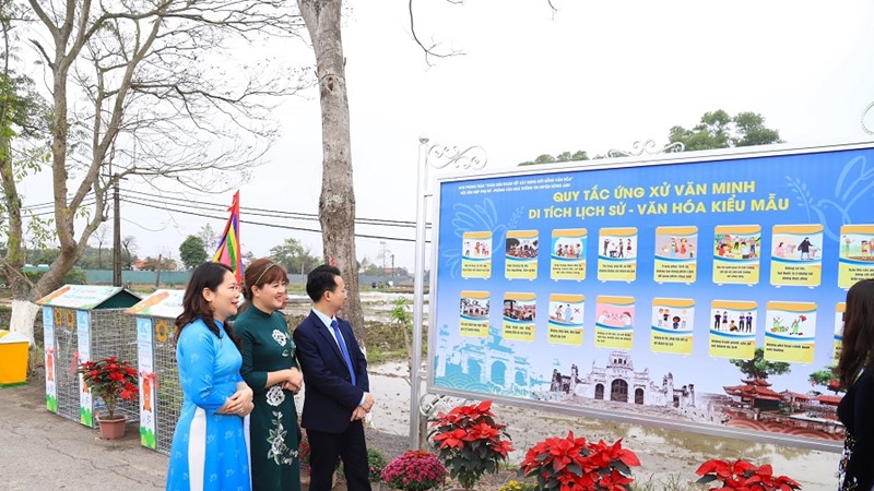 Các cấp Hội Phụ nữ huyện Đông Anh tổ chức nhiều hoạt động ý nghĩa chào đón năm mới