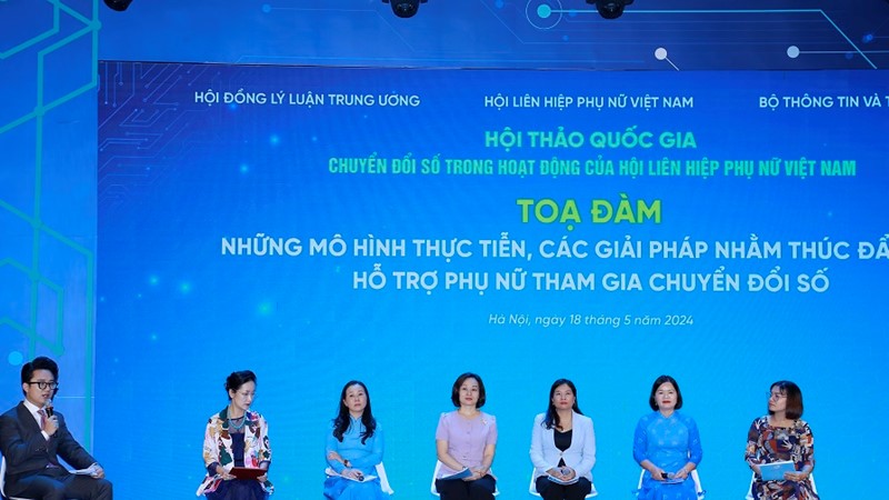 Nhiều mô hình, cách làm sáng tạo hỗ trợ phụ nữ tham gia chuyển đổi số