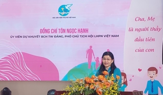 Diễn đàn Làm cha mẹ: Học làm cha mẹ để lan tỏa yêu thương