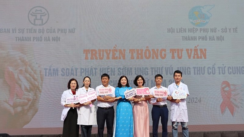 Hội LHPN Hà Nội truyền thông tư vấn tầm soát phát hiện sớm ung thư vú, ung thư cổ tử cung tại huyện Sóc Sơn