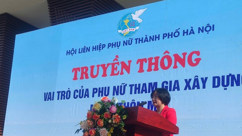 Truyền thông vai trò của phụ nữ tham gia xây dựng nông thôn mới tại huyện Đông Anh