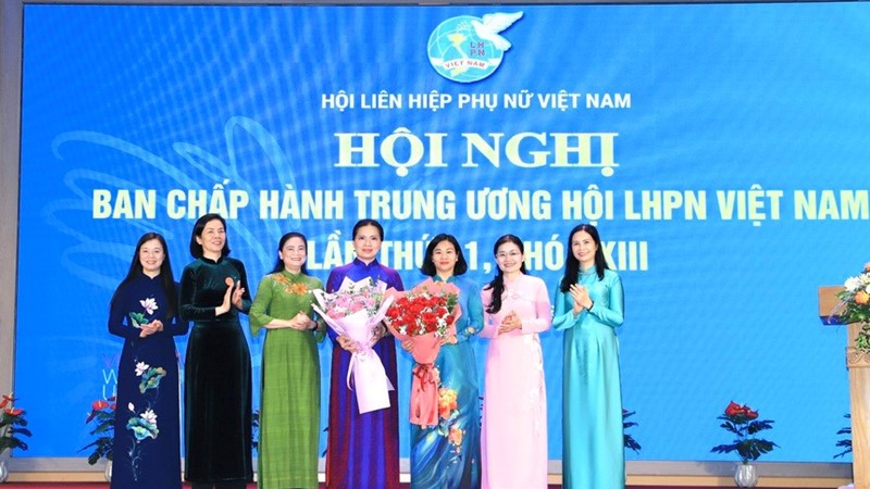 Đồng chí Nguyễn Thị Tuyến được bầu làm Chủ tịch Trung ương Hội LHPN Việt Nam