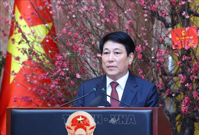 Chủ tịch nước Lương Cường gặp mặt đầu Xuân với Văn phòng Chủ tịch nước