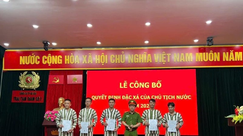 Công an TP Hà Nội công bố Quyết định đặc xá cho 139 phạm nhân