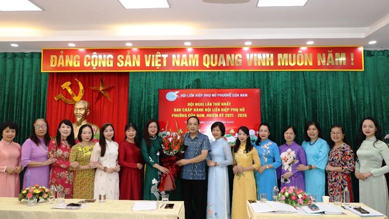 Phụ nữ phường Cửa Nam tích cực tham gia xây dựng Đảng và hệ thống chính trị