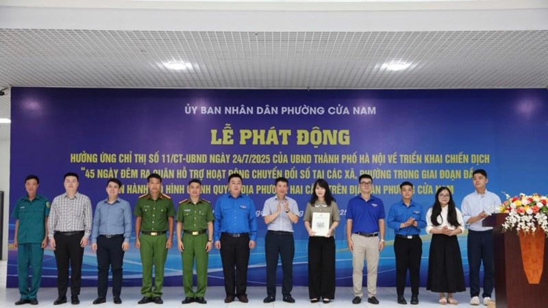 Phường Cửa Nam tổ chức chiến dịch 45 ngày đêm hỗ trợ chuyển đổi số trong vận hành chính quyền 2 cấp