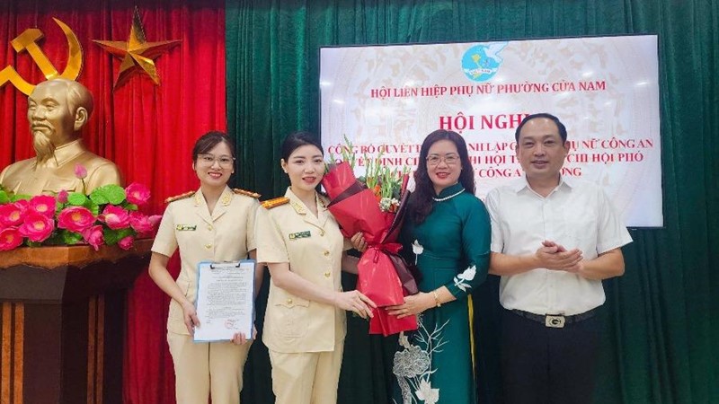 Hội LHPN phường Cửa Nam ra mắt Chi hội phụ nữ công an 