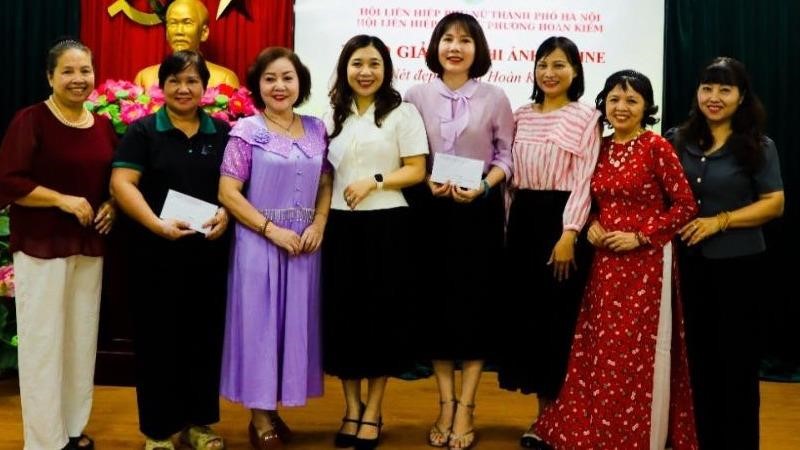 Phường Hoàn Kiếm: Trao giải Hội thi ảnh online “Nét đẹp Phụ nữ Hoàn Kiếm” năm 2025