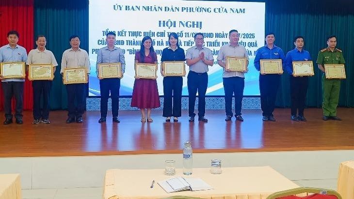 Phường Cửa Nam: Tỷ lệ người dân sử dụng dịch vụ công trực tuyến tăng mạnh