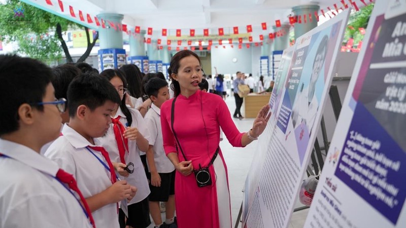 Tôn vinh hành trình chinh phục tri thức của các nữ khoa học trên thế giới