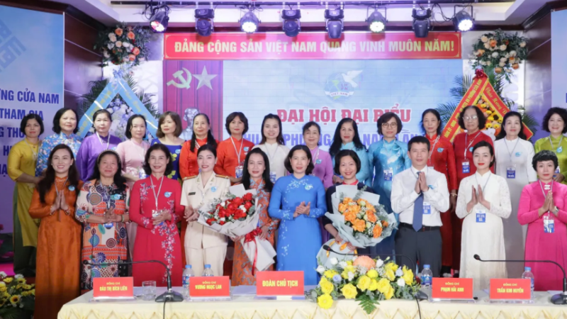Bà Phạm Hải Anh được chỉ định giữ chức Chủ tịch Hội LHPN phường Cửa Nam khóa I