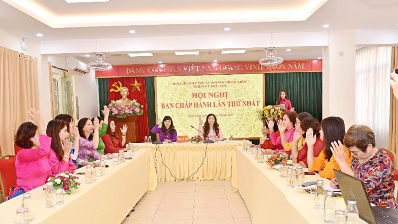 Hội LHPN phường Hoàn Kiếm tổ chức hội nghị Ban Chấp hành lần thứ Nhất