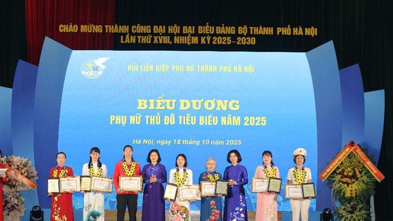 Vinh danh 8 Phụ nữ Thủ đô tiêu biểu năm 2025