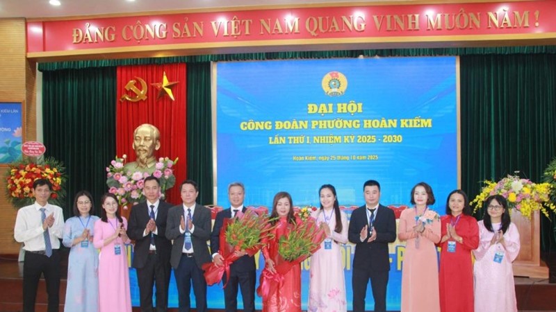 Công đoàn phường Hoàn Kiếm bảo vệ quyền và lợi ích hợp pháp, chính đáng của người lao động