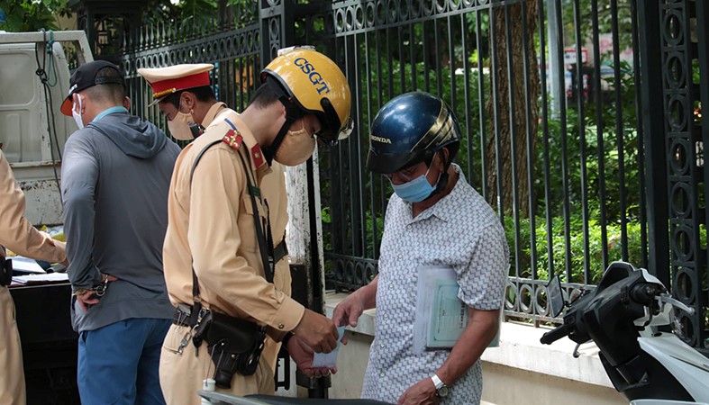 Thu hồi 4.089 giấy phép lái xe của người tâm thần