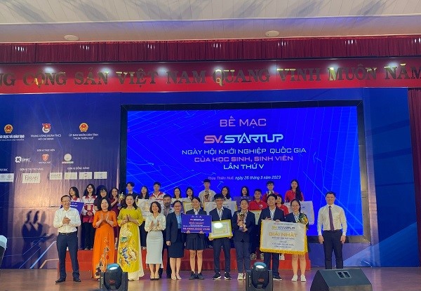 Thắp lên niềm đam mê khởi nghiệp cho học sinh