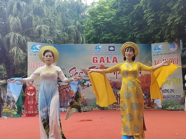 Lan tỏa tình yêu áo dài trong cộng đồng