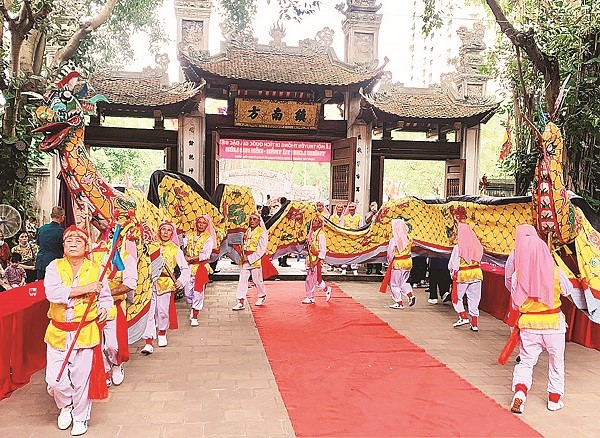 Du xuân nơi chốn kinh kỳ