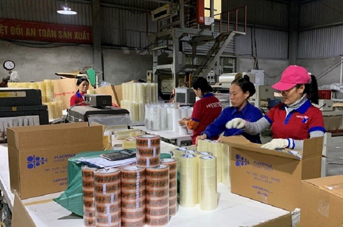 Đề xuất tăng quyền lợi cho lao động nữ