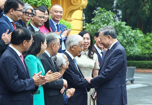 Chung sức xây dựng nước Việt Nam phồn thịnh