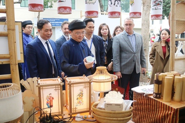 Bài 2: Những thách thức lớn trong liên kết vùng của Hà Nội