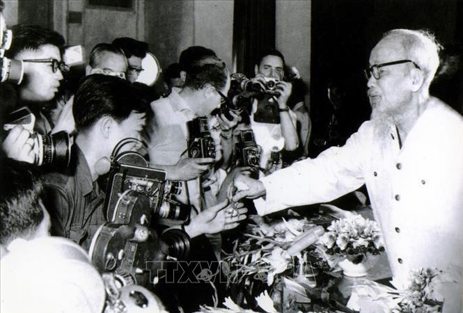 Chủ tịch Hồ Chí Minh: Người sáng lập, nhà báo vĩ đại của báo chí cách mạng Việt Nam