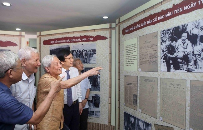 Kể chuyện 100 năm Báo chí Cách mạng