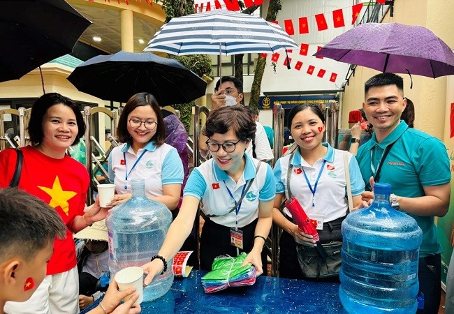 Hãy yêu nước bằng hành động đẹp!