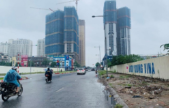 Giải tỏa “điểm nóng” trên đường Vũ Trọng Khánh