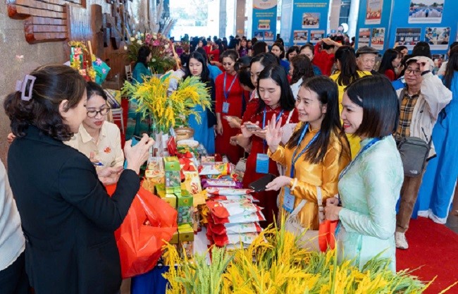 Nâng tầm vị thế, phát huy vai trò cầu nối của Hội Phụ nữ trong nhiệm kỳ mới