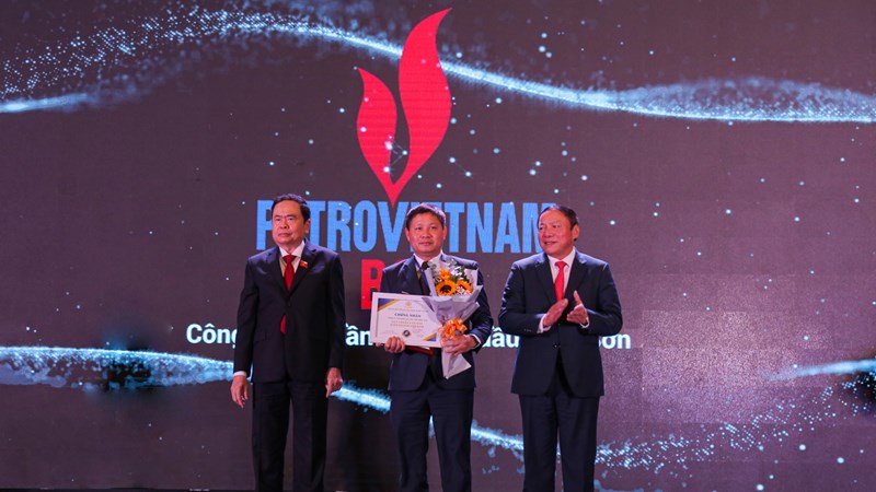 BSR được vinh danh “Doanh nghiệp đạt chuẩn văn hóa kinh doanh Việt Nam” năm 2022 