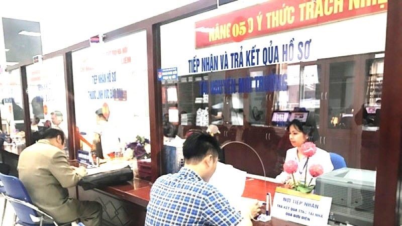 Hà Nội chấn chỉnh tình trạng lạm dụng yêu cầu nộp bản sao có chứng thực