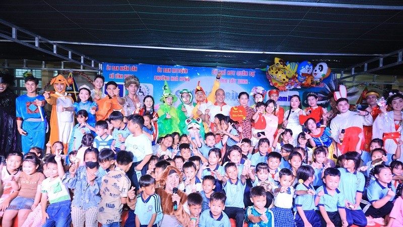 Vinamilk đồng hành mang Tết Trung thu đến hơn 10.000 trẻ em trên cả nước