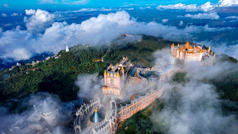 Sun Group lần thứ 4 liên tiếp được vinh danh là Tập đoàn du lịch hàng đầu châu Á