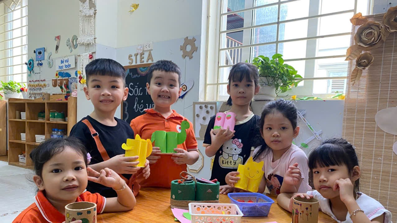 Khi những ” Chiến binh nhí” lớp A2 tắt đèn để thắp sáng tương lai