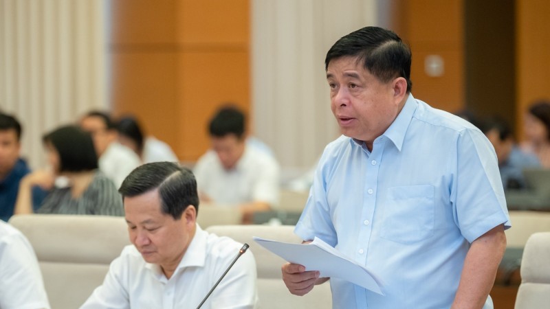 Bảo đảm nguồn cung xăng dầu, điện, giữ vững an ninh năng lượng